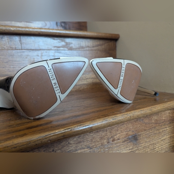 Nine West White and Black Patent Vegan Leather Stiletto Pumps Size 7 - Picture 8 of 14